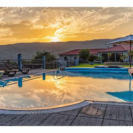 Holiday home Eira Dos Canastros